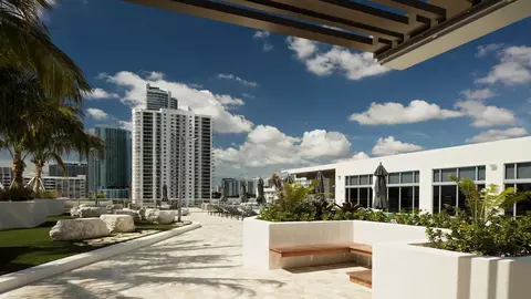 455 NE 24th St, Miami, FL 33137 photo 22