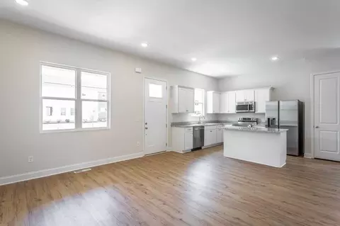 2239 E 19th St, Chattanooga, TN 37404