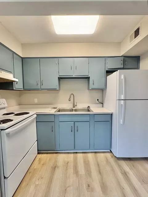 510 Holiday Dr, Danville, KY 40422