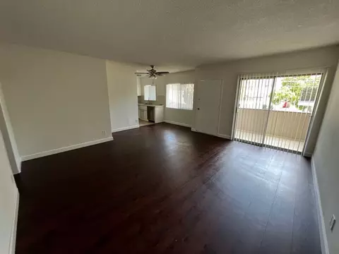 11707 Goshen Ave, Los Angeles, CA 90049