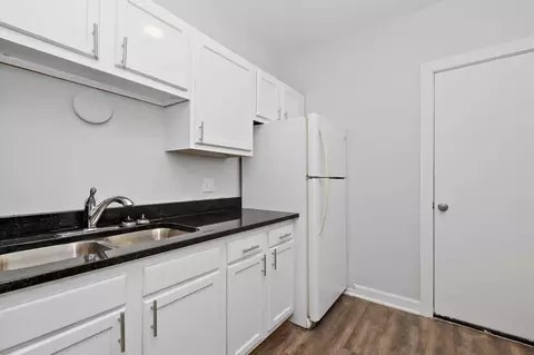 7001 S Merrill Ave, Chicago, IL 60649