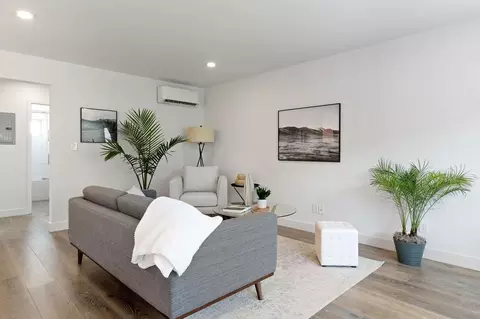 3450 Emerald St, Torrance, CA 90503