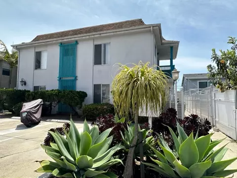1459 Hornblend St, San Diego, CA 92109