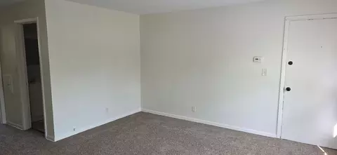 819 John St, Waukesha, WI 53188