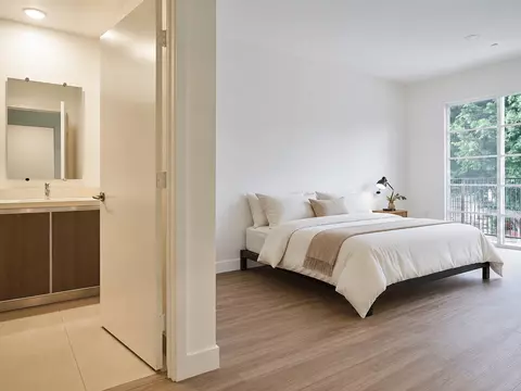 418 N Norton Ave, Los Angeles, CA 90004