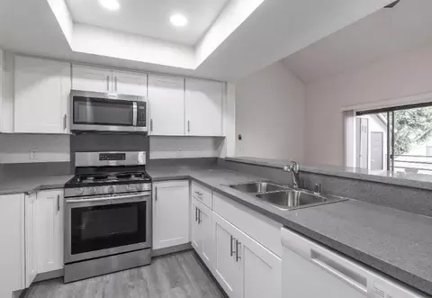 3573 Columbia Ave, Riverside, CA 92501