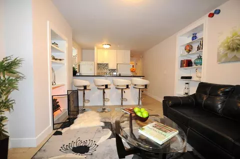 1503 Vermont Ave NW, Washington, DC 20005 photo 3