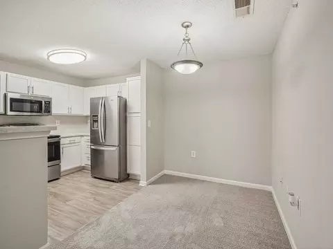 215 William Penn Plz, Durham, NC 27704 photo 18