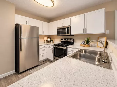 215 William Penn Plz, Durham, NC 27704 photo 3