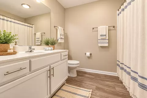 215 William Penn Plz, Durham, NC 27704 photo 10