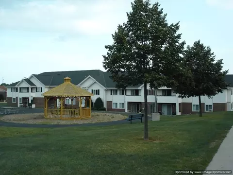 1565 W Portview Dr, Port Washington, WI 53074