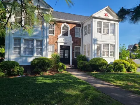 605 S Lexington Ave, Burlington, NC 27215