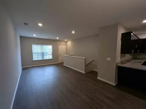 Bebernick Ln, Sterling Heights, MI 48310 photo 3
