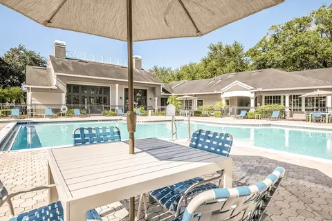 105 Westchester Oak Ln, Brandon, FL 33510 photo 10