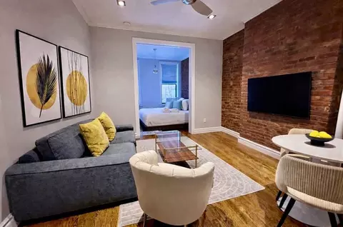 200 E 11th St, New York, NY 10003