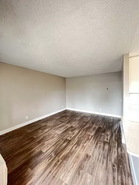 1920 E Grand Ave, Escondido, CA 92027 photo 2