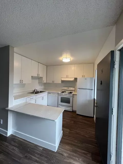 1920 E Grand Ave, Escondido, CA 92027 photo 4