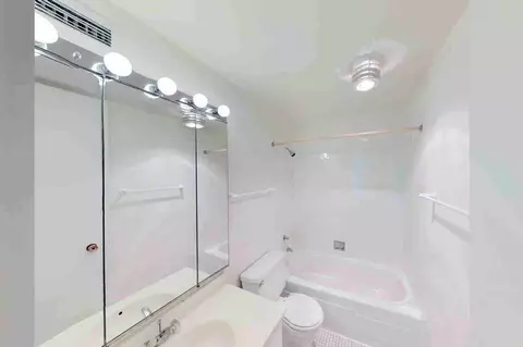 5035 S East End Ave, Chicago, IL 60615 photo 57