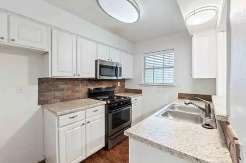 4411 Airport Blvd, Austin, TX 78722 photo 25