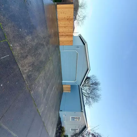 33175 Mcfarland Rd, Tangent, OR 97389