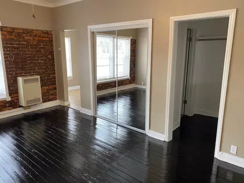 1725 N Edgemont St, Los Angeles, CA 90027