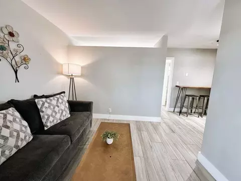 50 SE 12th St, Fort Lauderdale, FL 33316