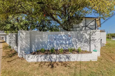 317 Craddock Ave, San Marcos, TX 78666