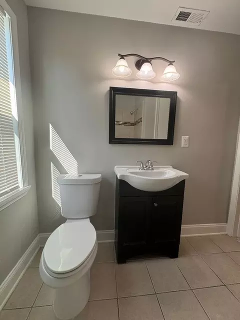 3908 Erdman Ave, Baltimore, MD 21213 photo 13