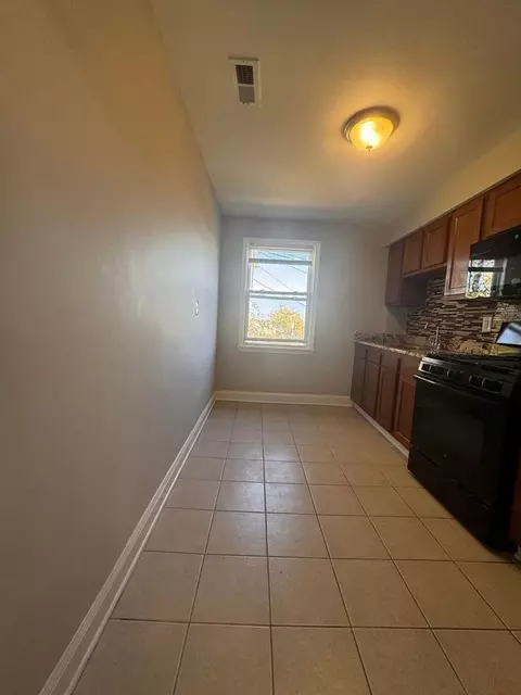 3908 Erdman Ave, Baltimore, MD 21213 photo 4