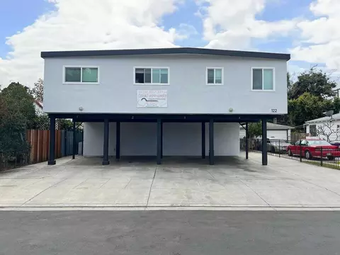 122 E 55th St, Long Beach, CA 90805 photo 2