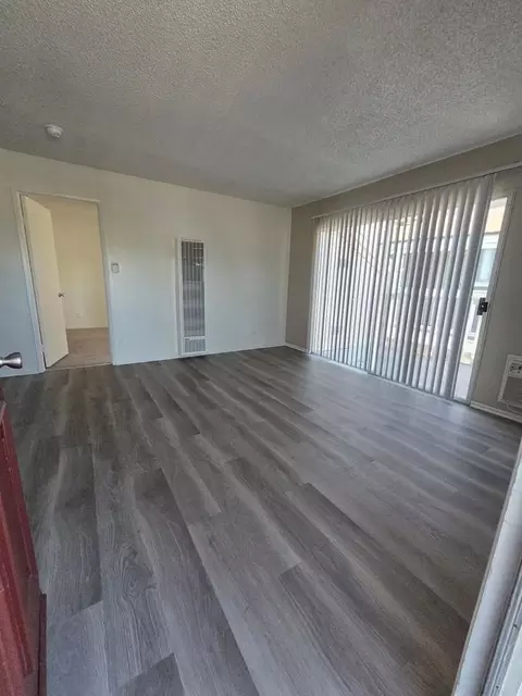 489 S Chatham Cir, Anaheim, CA 92806