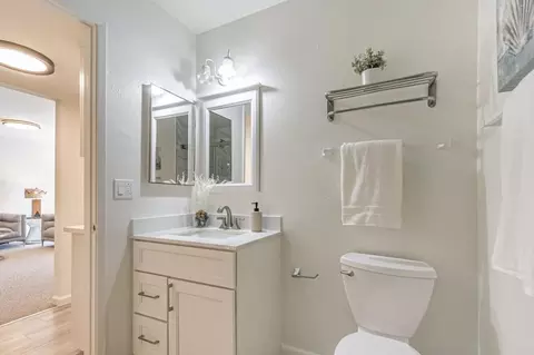 2201 Monroe St, Santa Clara, CA 95050