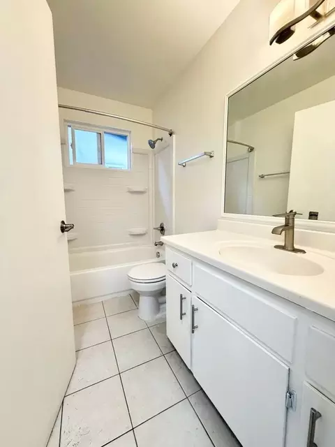 1536 Oxford St, Redwood City, CA 94061