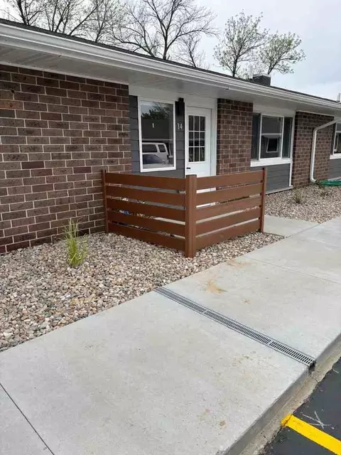 1800 Indian Hills Dr, Sioux City, IA 51104