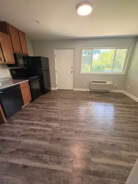 9766 Rosehill Rd, Berrien Springs, MI 49103