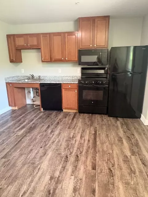 9766 Rosehill Rd, Berrien Springs, MI 49103