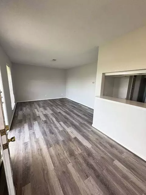 310 Yaupon St, Freeport, TX 77541