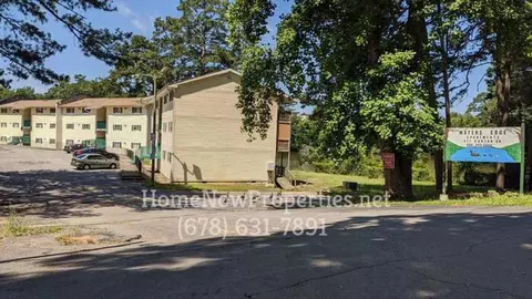 417 Barton Dr, Forest Park, GA 30297