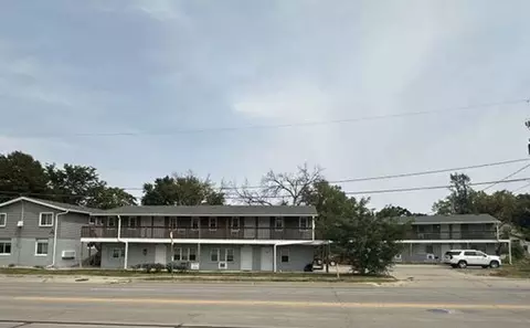 2125 Indianola Ave, Des Moines, IA 50315