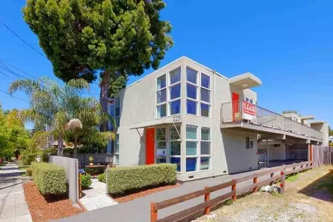 2231 Ward St, Berkeley, CA 94705