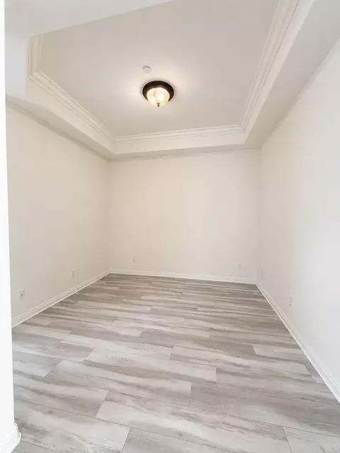15225 Dickens St, Los Angeles, CA 91403
