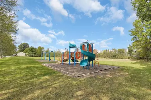 690 King St, Mansfield, OH 44903