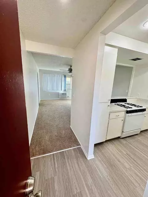 1219 N State College Blvd, Anaheim, CA 92806