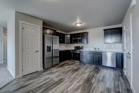 4825 5th St, Rapid City, SD 57701
