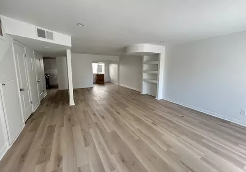 14359 Haynes St, Van Nuys, CA 91401