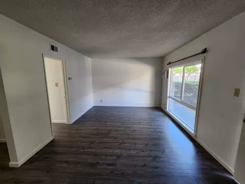 411 N Bush St, Anaheim, CA 92805
