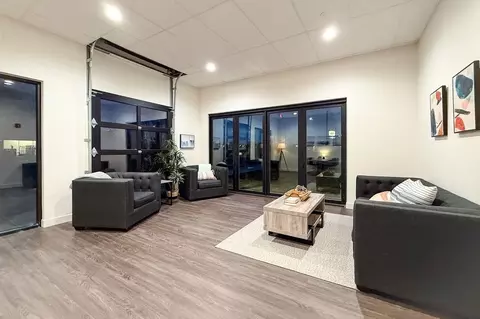 212 N Elm St, Kennewick, WA 99336