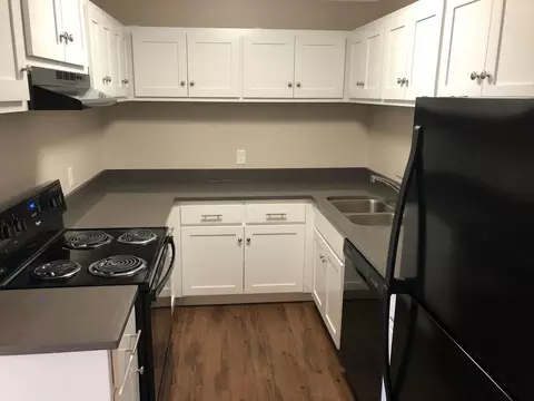 2111 Kasold Dr, Lawrence, KS 66047