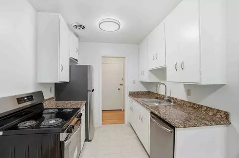 1960 California St, San Francisco, CA 94109
