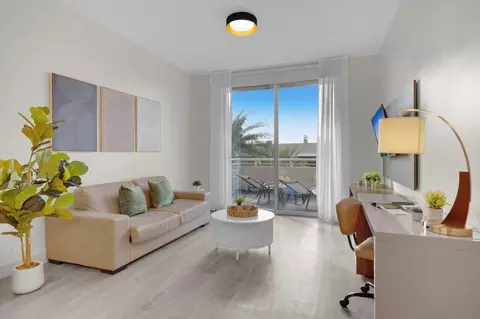 777 N Ocean Dr, Hollywood, FL 33019